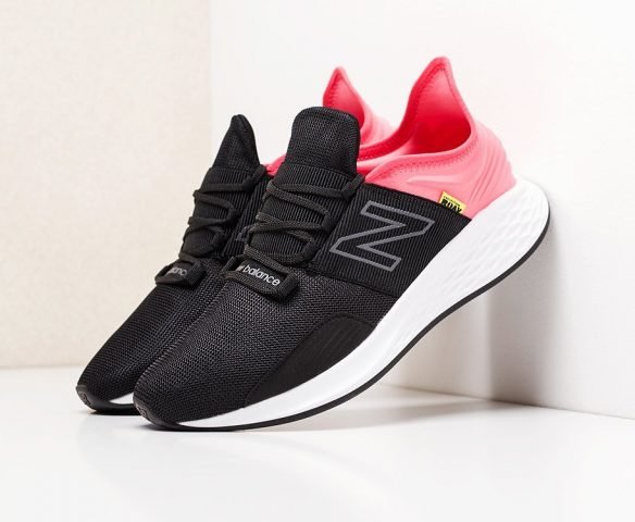 New Balance Fresh Foam Roav black-pink