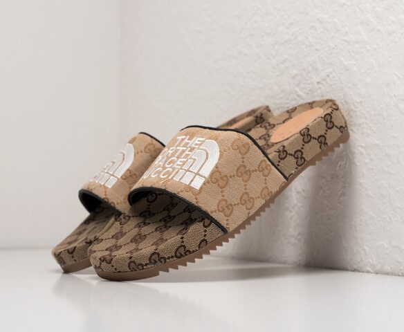 Сланцы Gucci x The North Face beige