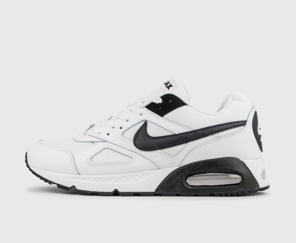 Nike Air Max IVO White Black