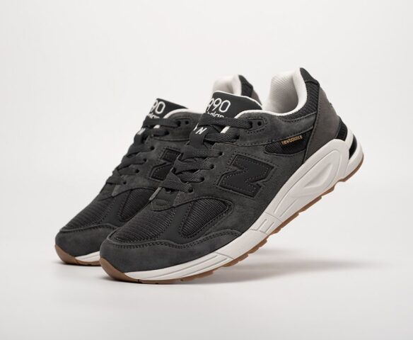 New Balance 990 v2 grey