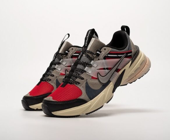 Nike V2K Run QT3 Nike V2K Run QT3