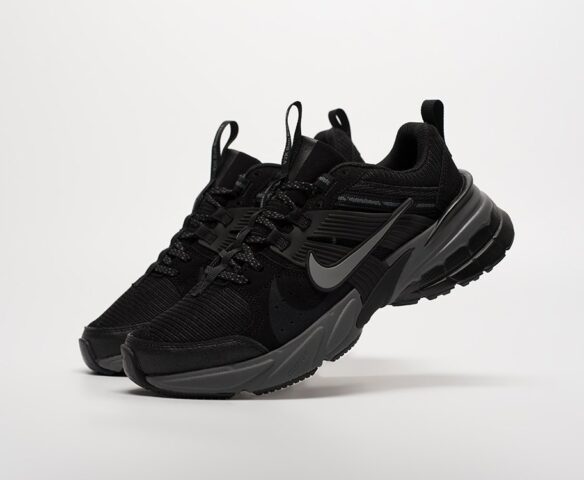 Nike V2K Run QT10 Nike V2K Run QT10