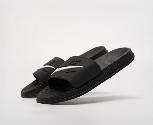 Сланцы Nike QW6 Сланцы Nike QW6