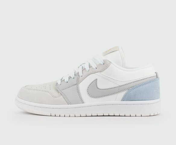 Nike Air Jordan 1 Low Paris Suede new