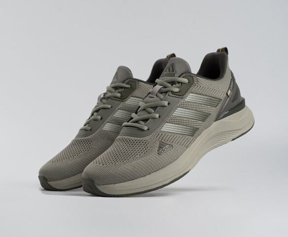 Adidas бежевые 44515 Adidas бежевые 44515