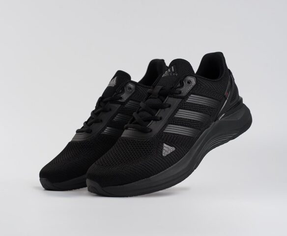 Adidas черные 44510 Adidas черные 44510
