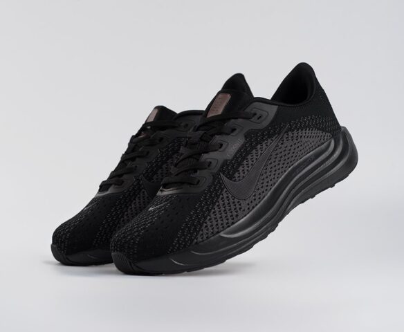 Nike Pegasus Plus черные 44624 Nike Pegasus Plus черные 44624