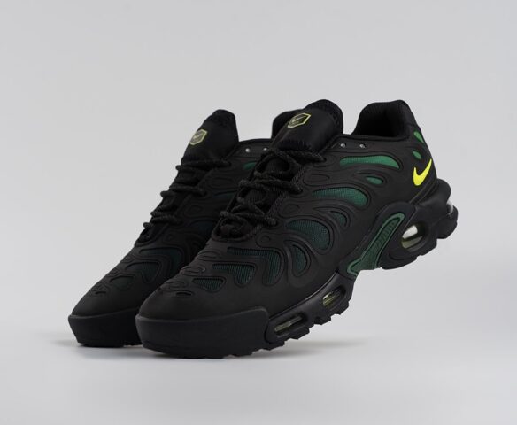 Nike Air Max Plus Drift Черные 44873 Nike Air Max Plus Drift Черные 44873